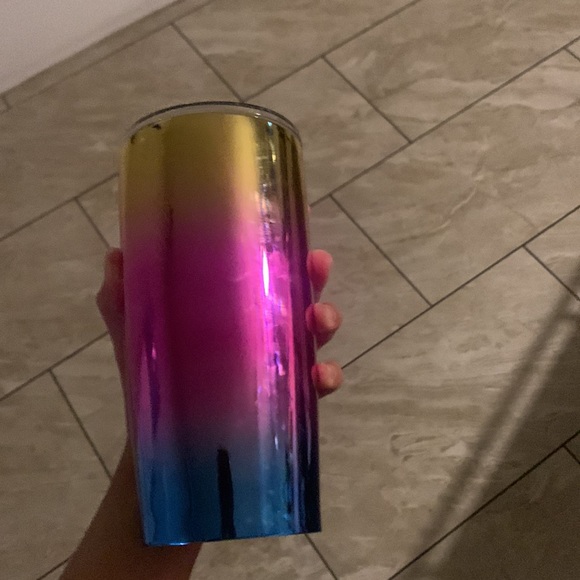 Rainbow metal cup - Picture 3 of 4